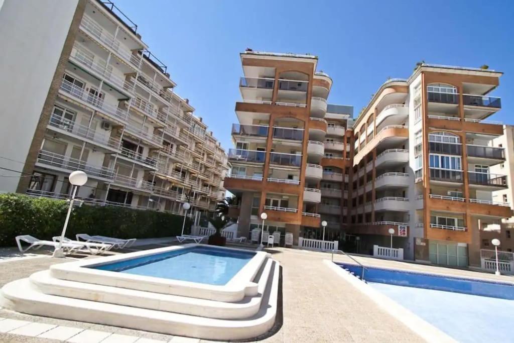 White Beach 100M Playa, Wifi, Pool 6Pax Salou Kültér fotó